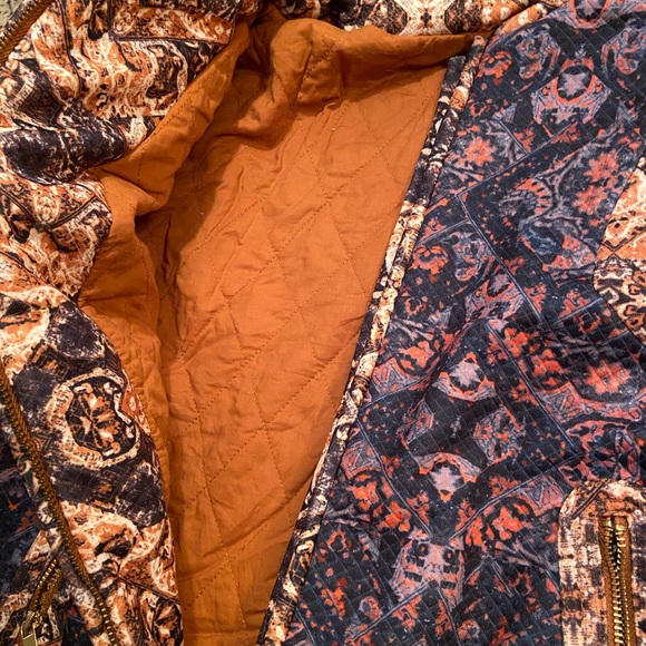 Jacket - Picture 2 of 3